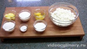 Ингредиенты Сырники с изюмом
